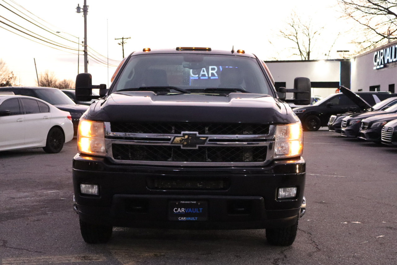 2011 Chevrolet Silverado 3500HD LTZ's photo