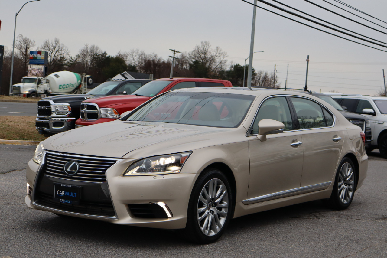 Lexus LS 460 4dr Sdn L RWD 2017