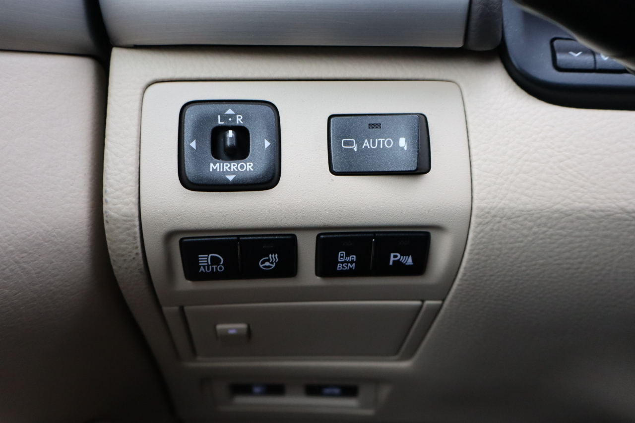 Lexus LS 460 4dr Sdn L RWD 2017