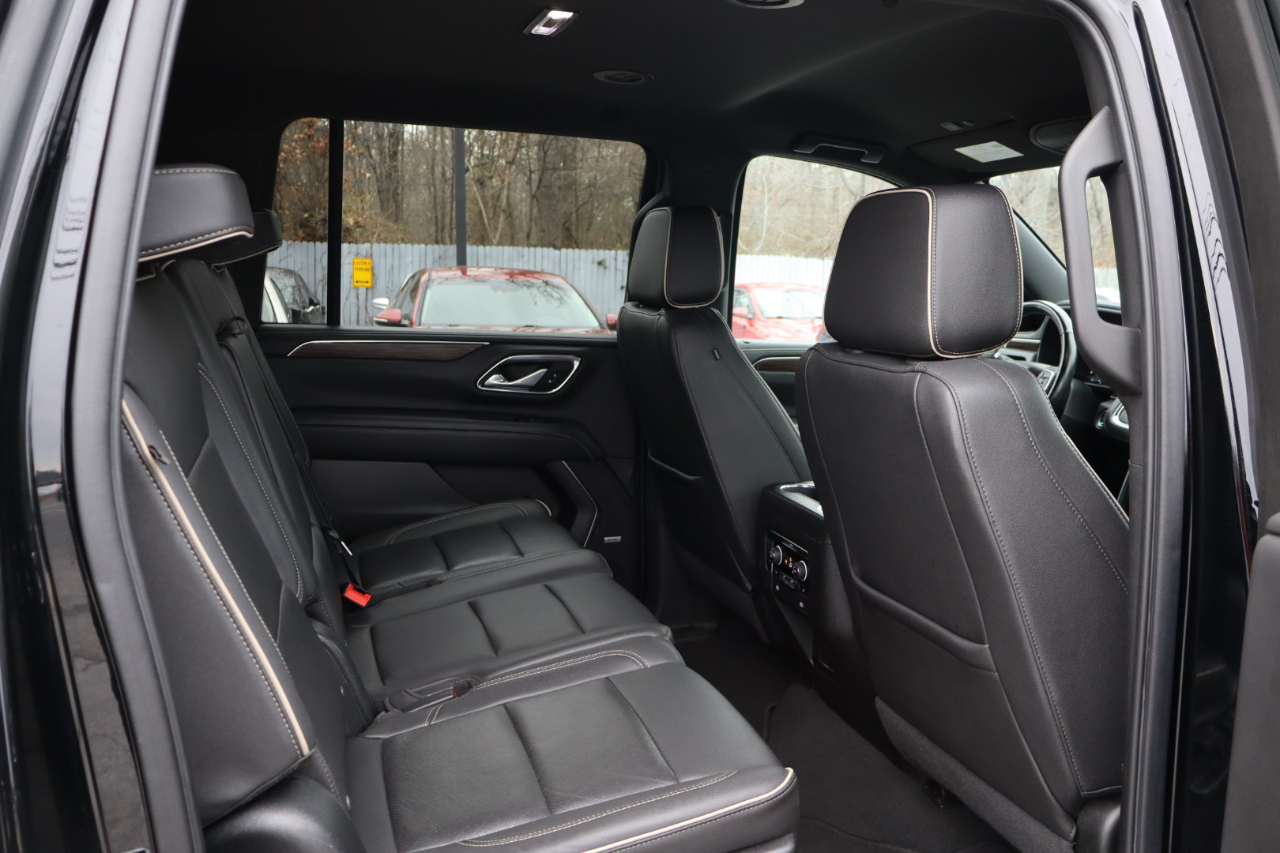 Chevrolet Suburban 4WD 4dr Premier 2022