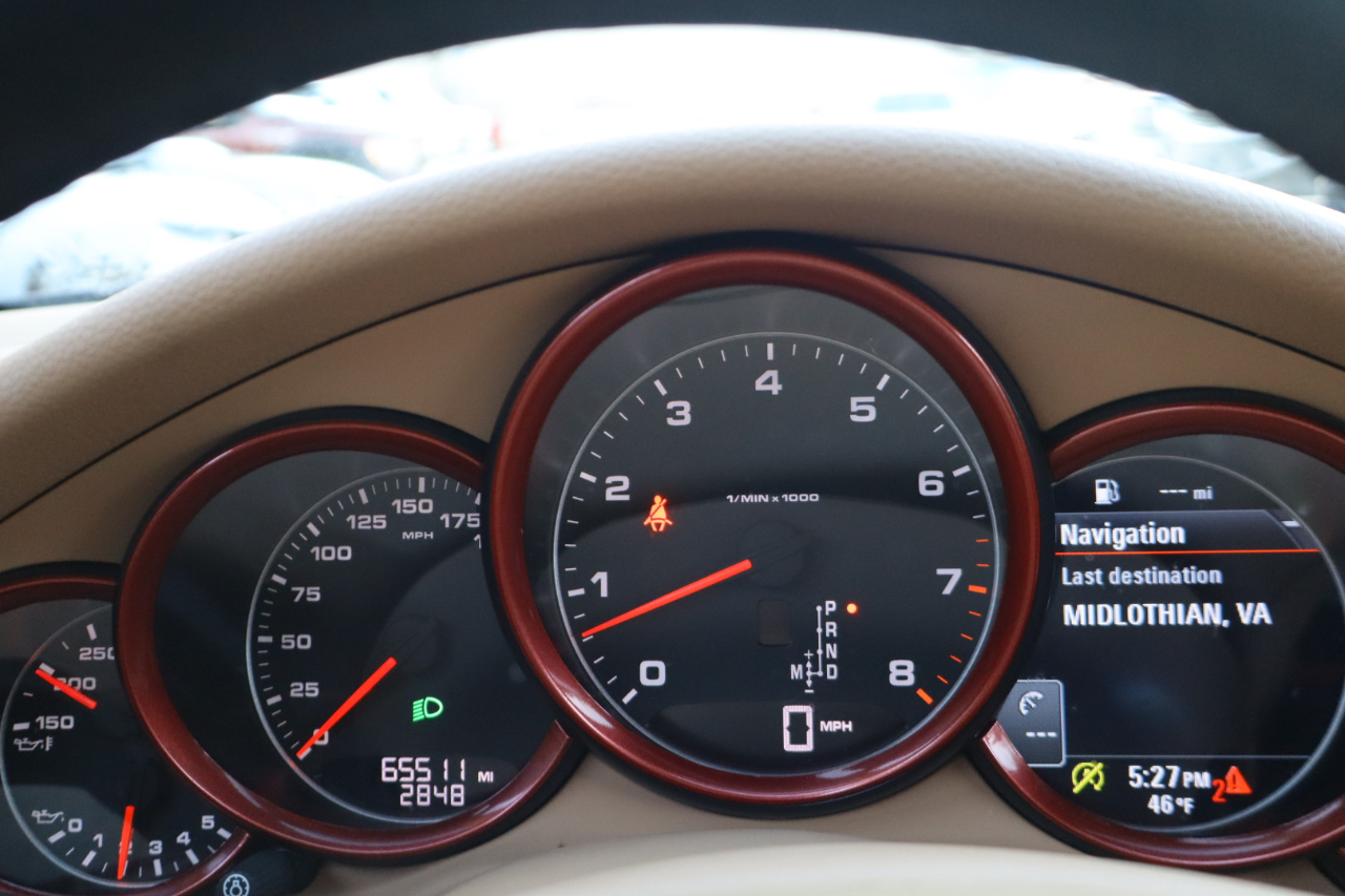 Porsche Panamera 4 Platinum 4D Sedan 2013