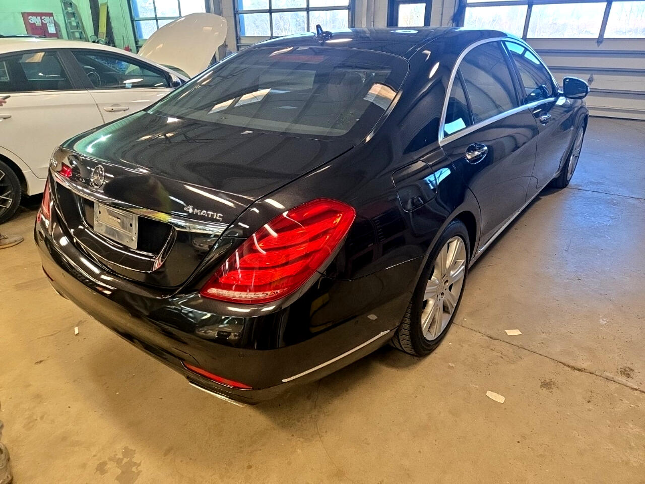 Mercedes-Benz S-Class  2014