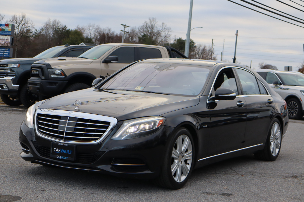 Mercedes-Benz S-Class  2014