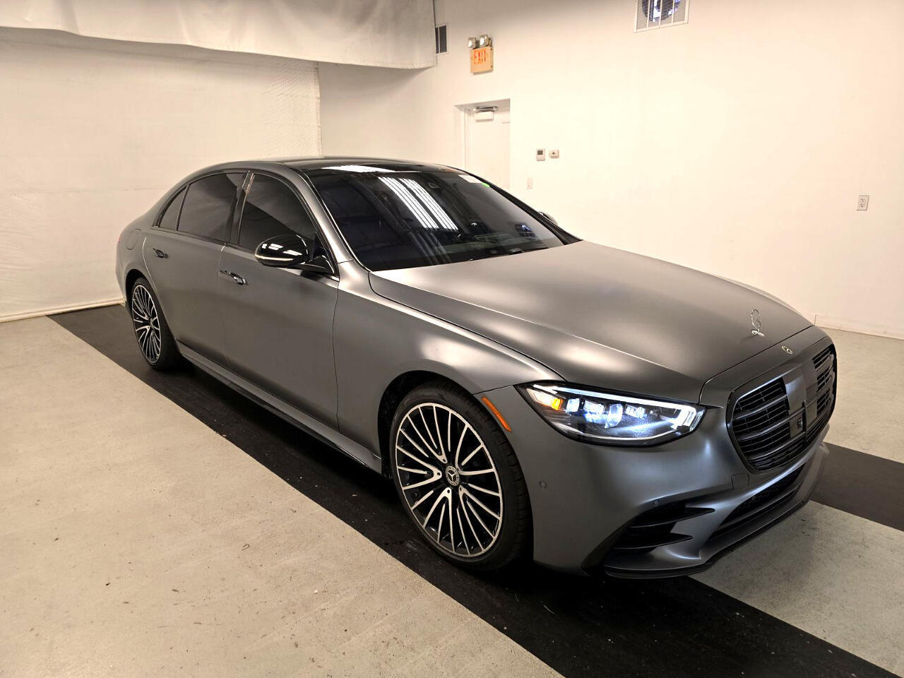 Mercedes-Benz S-Class  2022