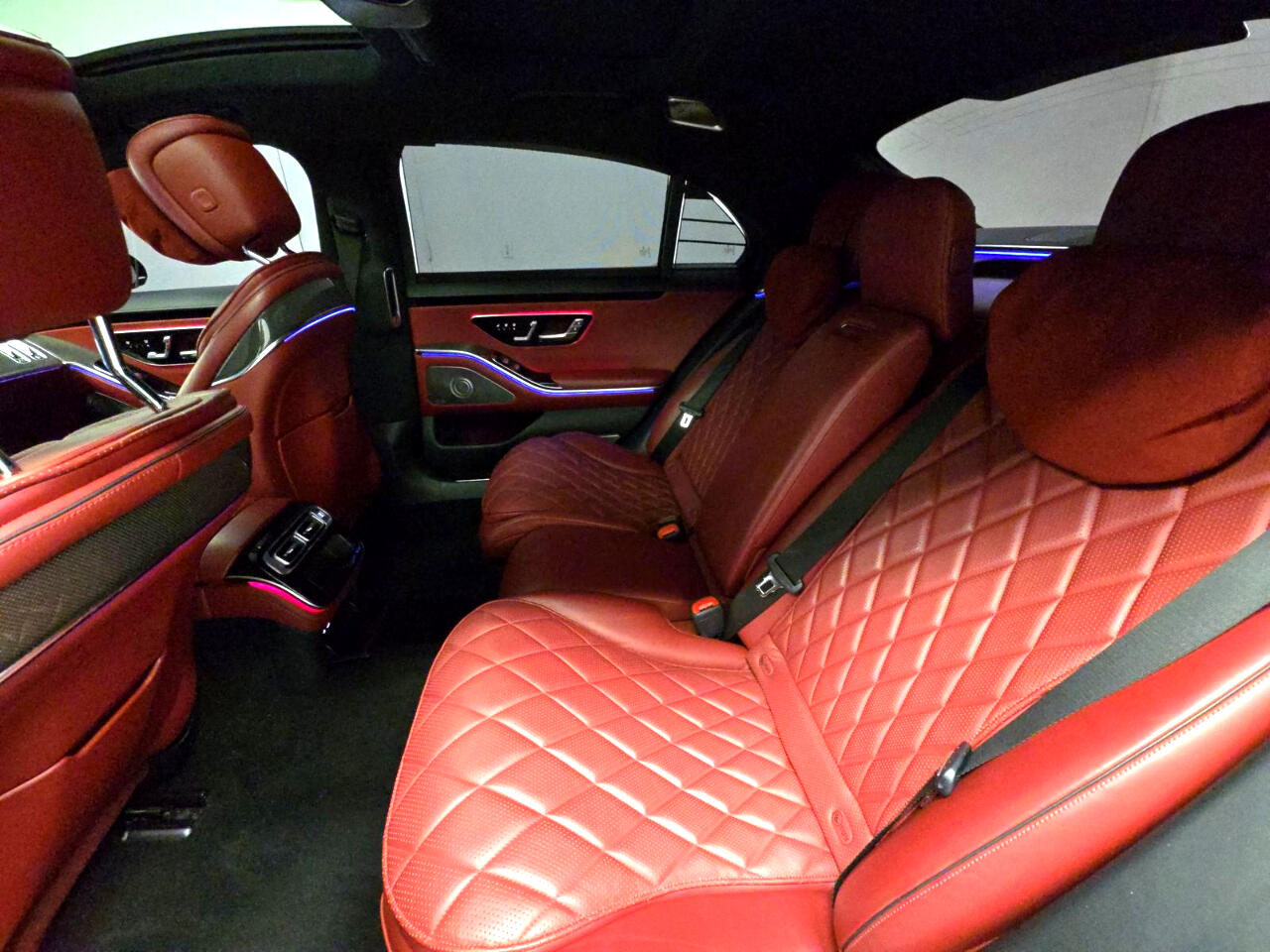 Mercedes-Benz S-Class  2022