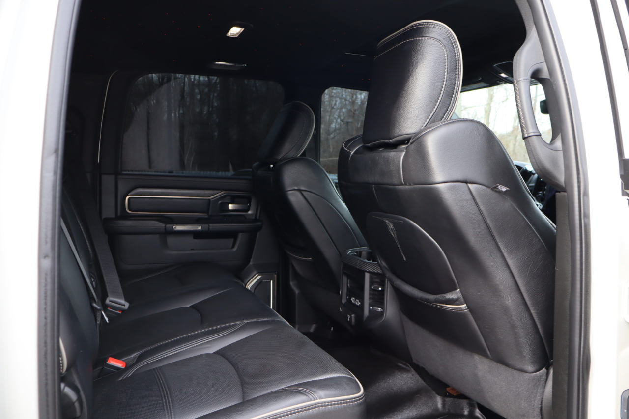 RAM 3500 Limited Mega Cab 4WD DRW 2020