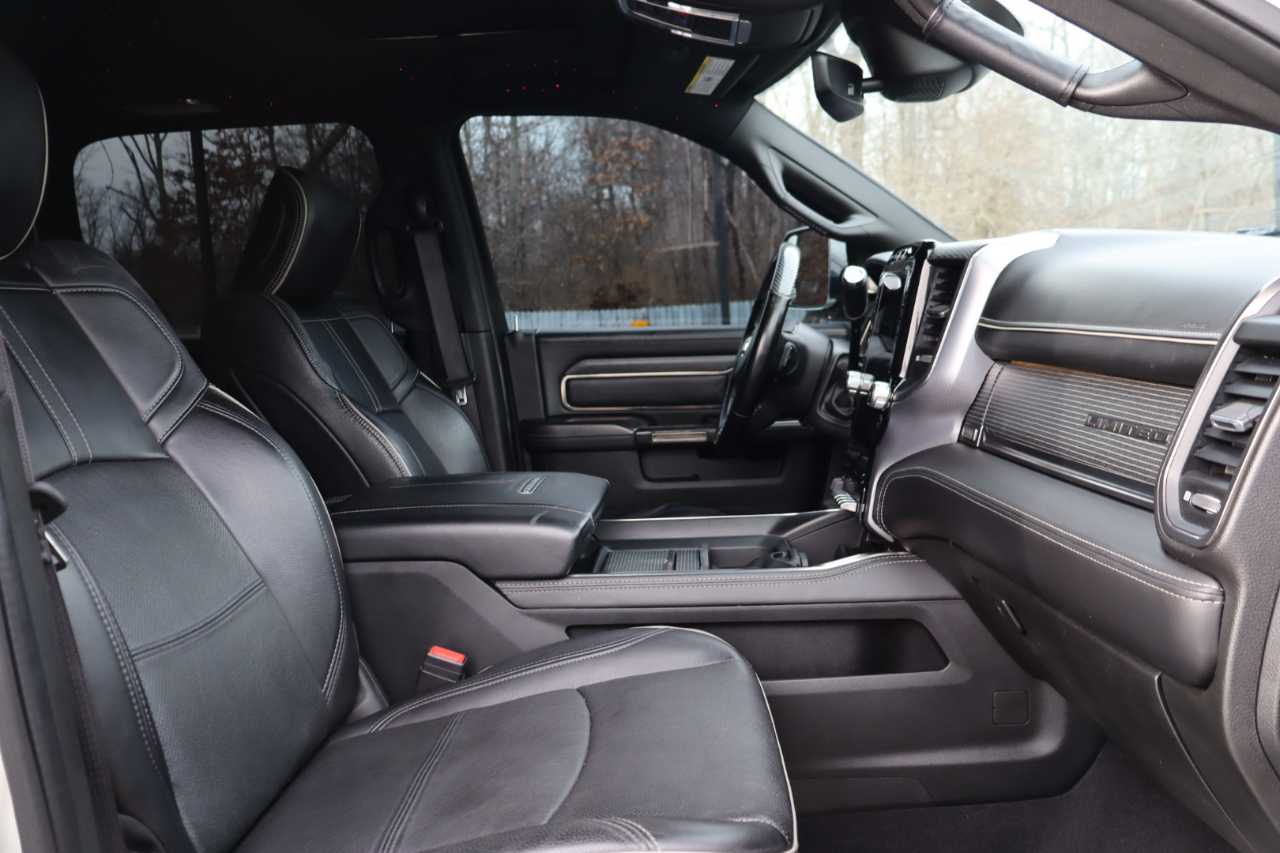 RAM 3500 Limited Mega Cab 4WD DRW 2020