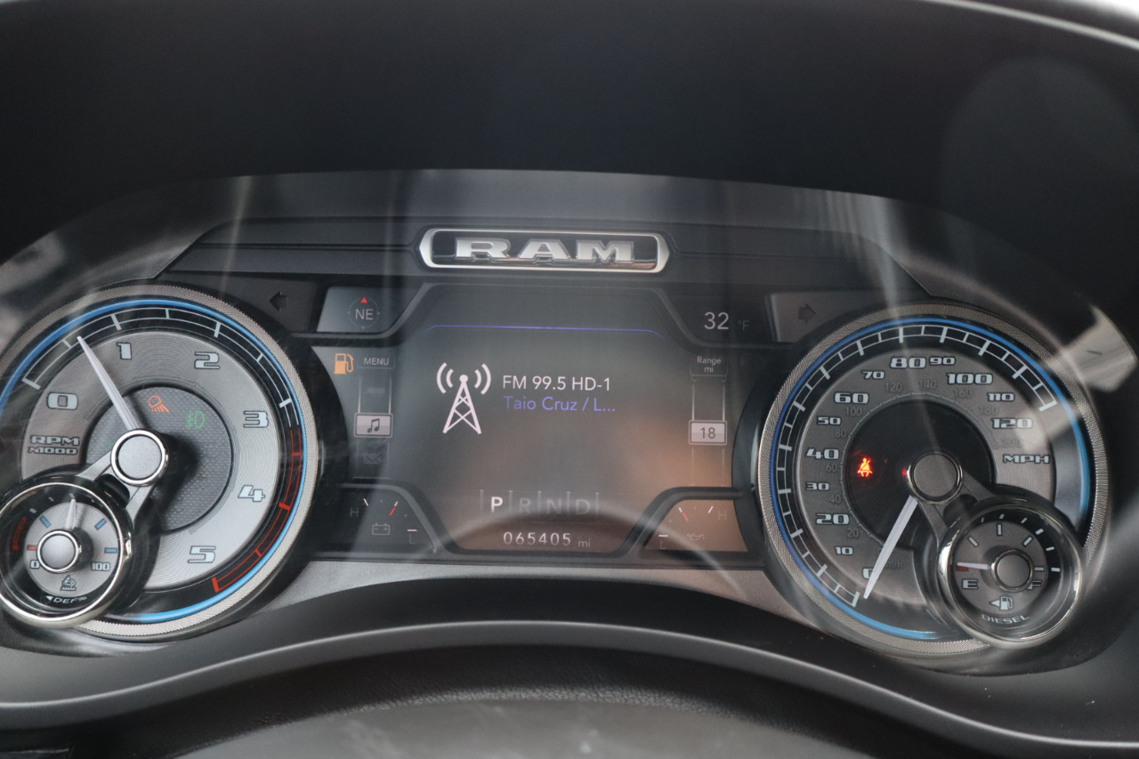 RAM 3500 Limited Mega Cab 4WD DRW 2020