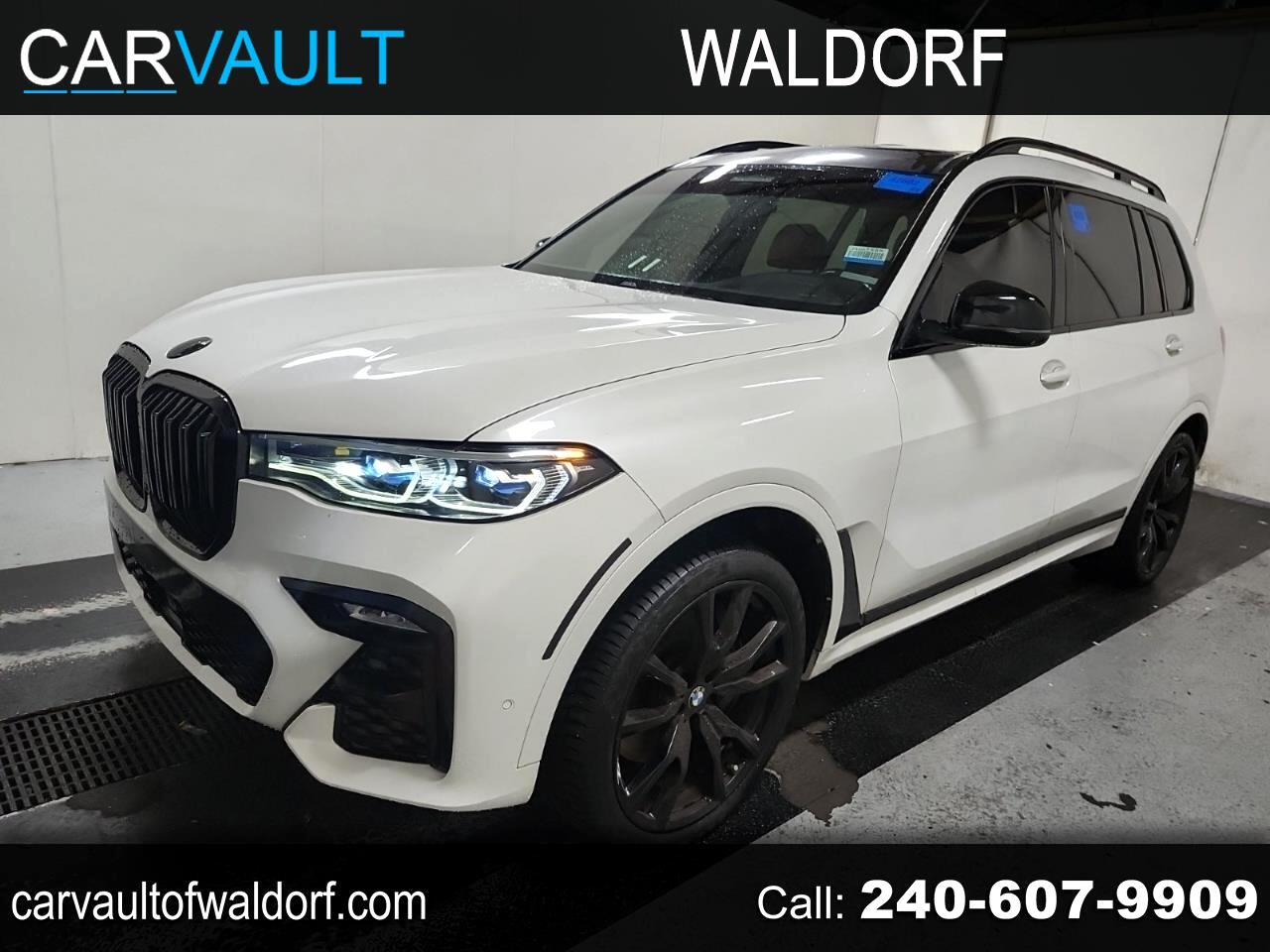 BMW X7 M50i Sports Activity Vehicle 2021