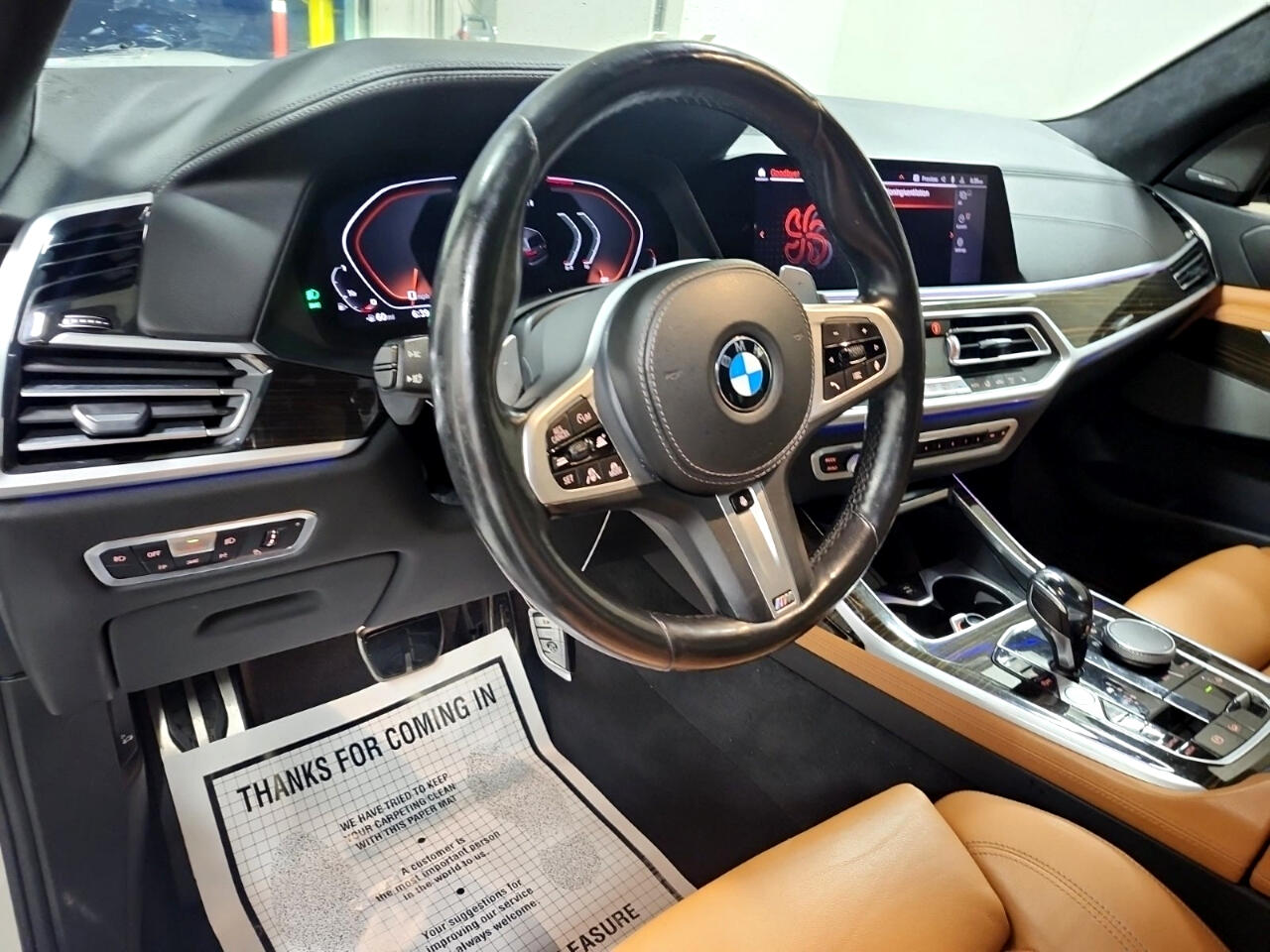 BMW X7 M50i Sports Activity Vehicle 2021