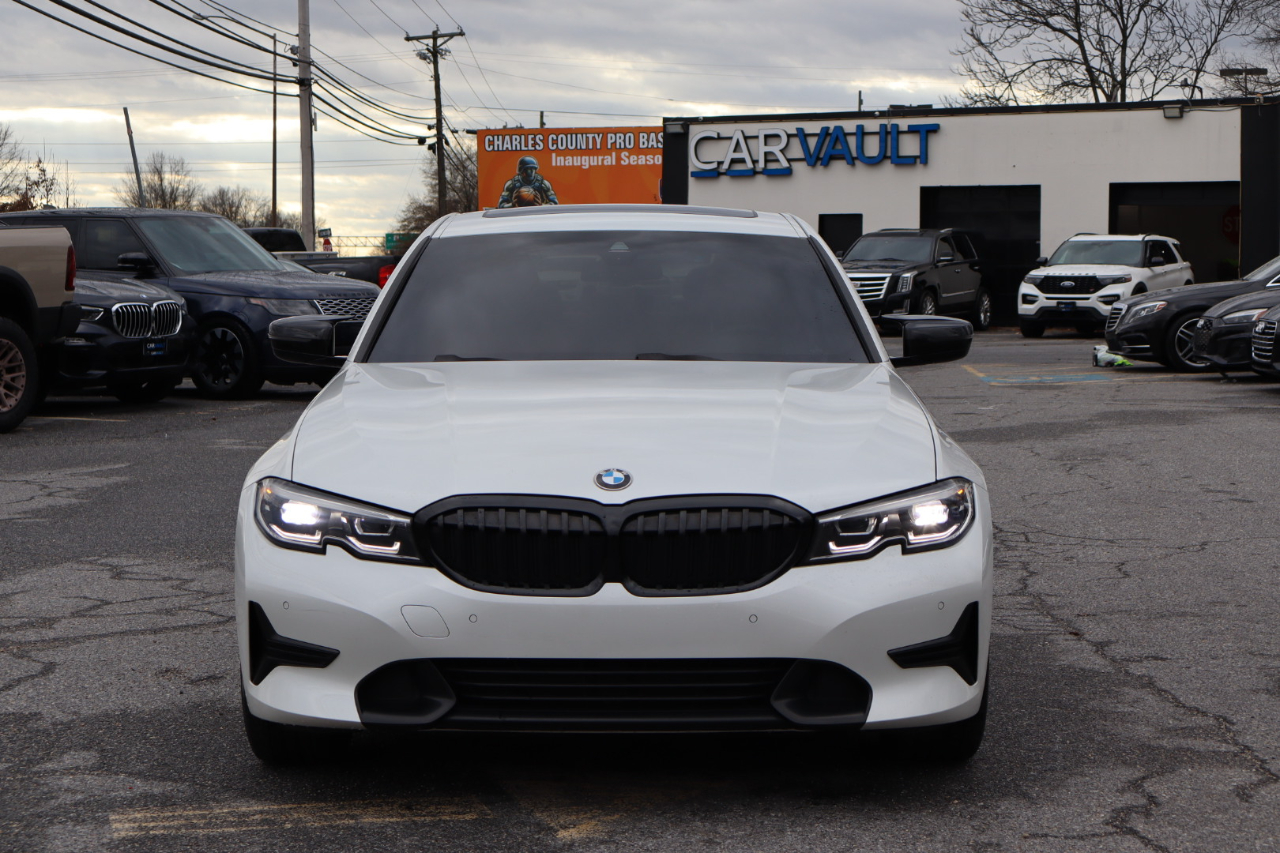 2021 BMW 3 Series 330i's photo