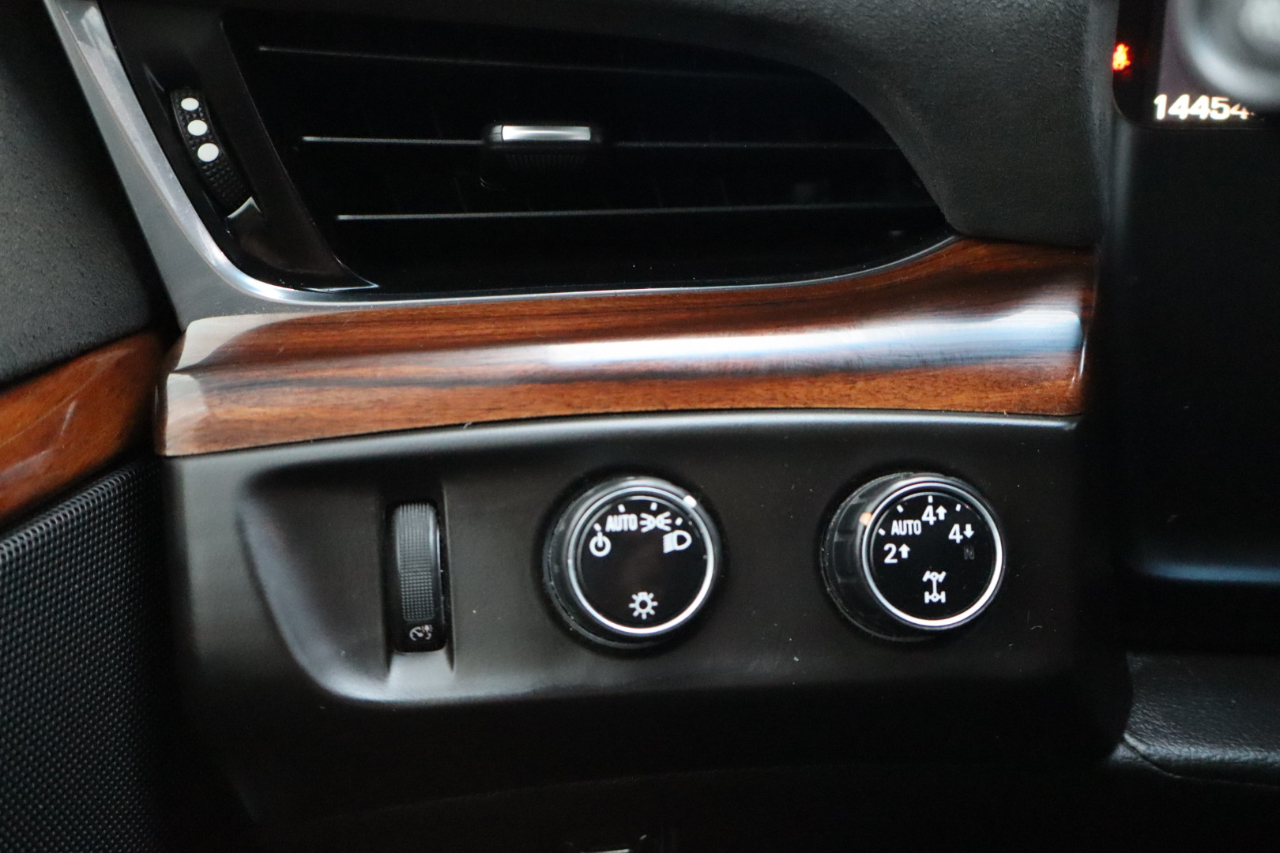 Cadillac Escalade 4WD 4dr Premium Luxury 2015