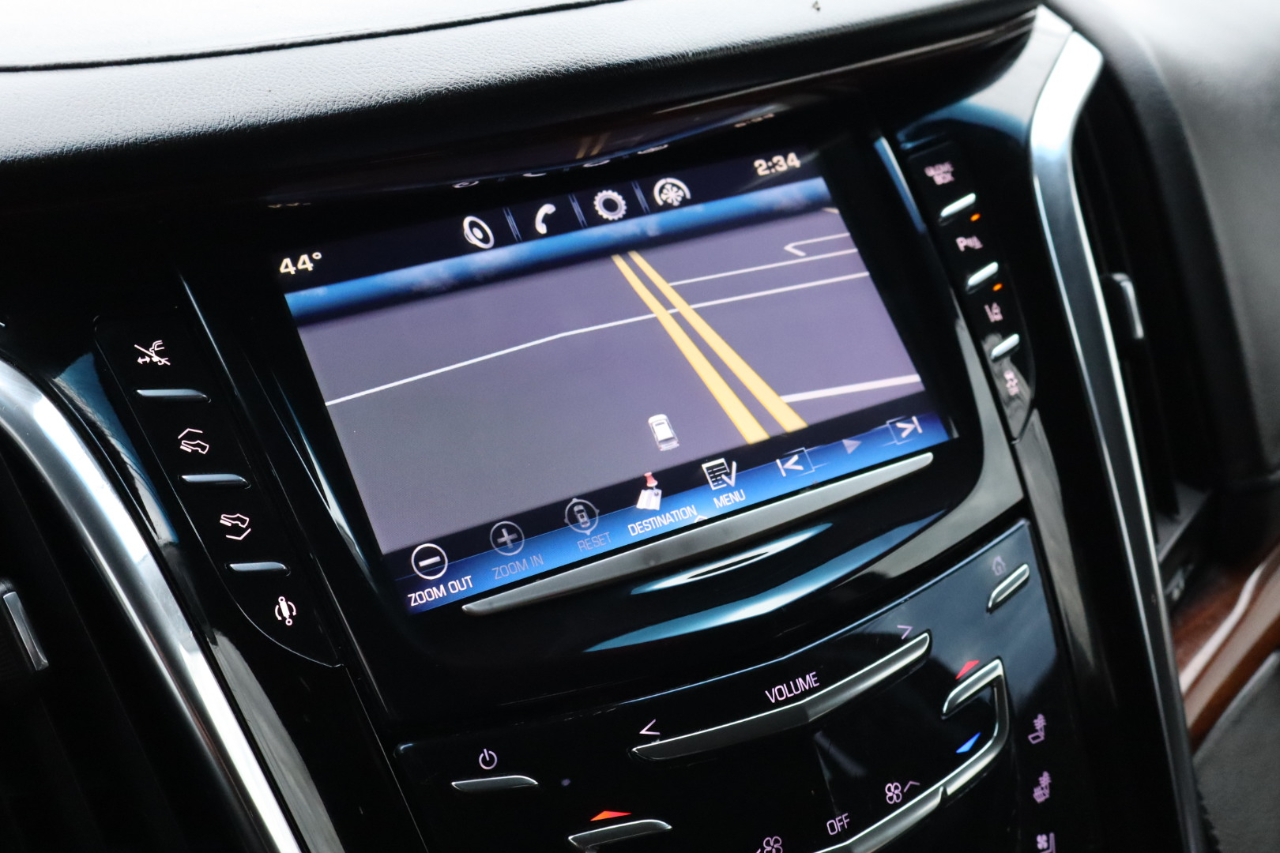 Cadillac Escalade 4WD 4dr Premium Luxury 2015