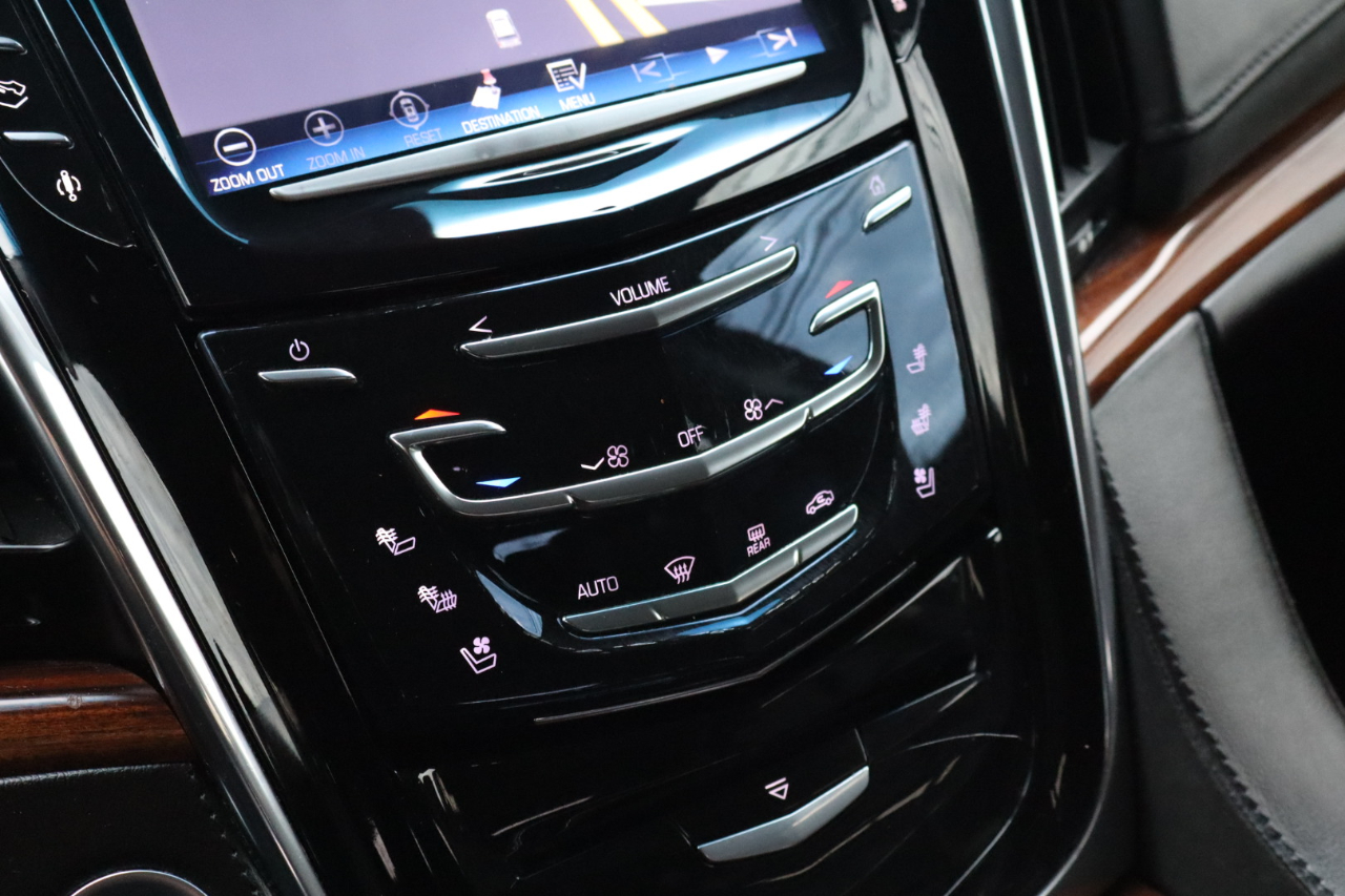 Cadillac Escalade 4WD 4dr Premium Luxury 2015