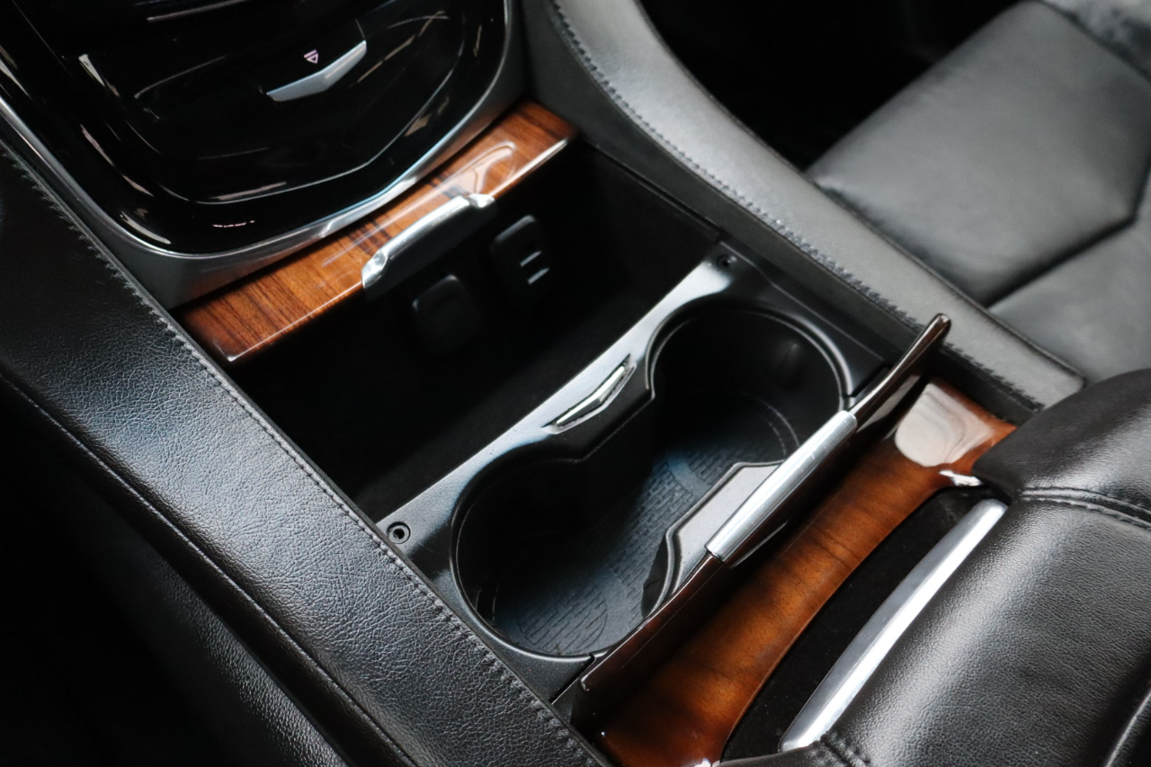 Cadillac Escalade 4WD 4dr Premium Luxury 2015