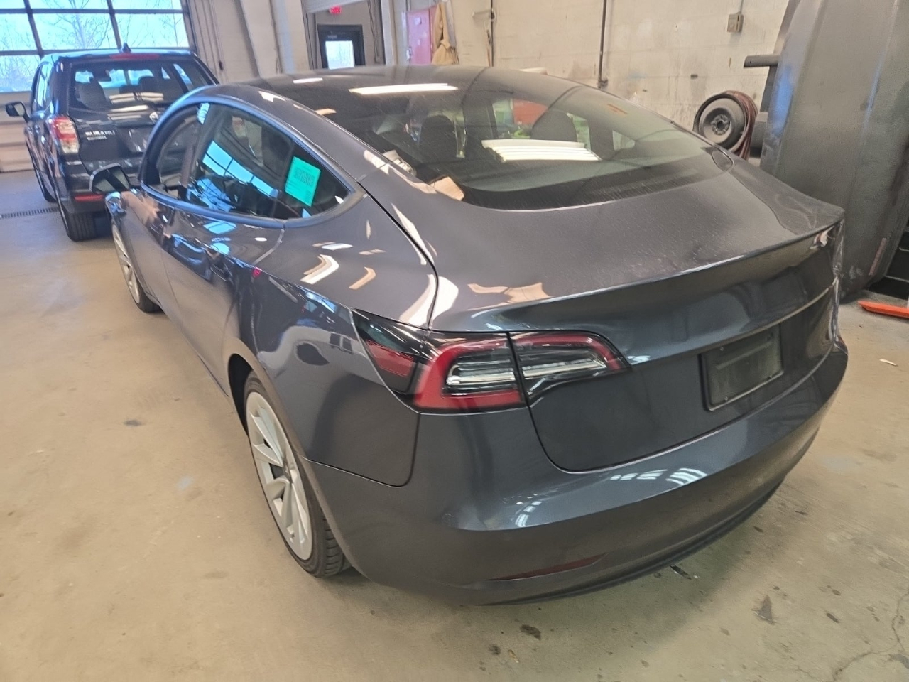 Tesla Model 3 Long Range 4D Sedan RWD 2022