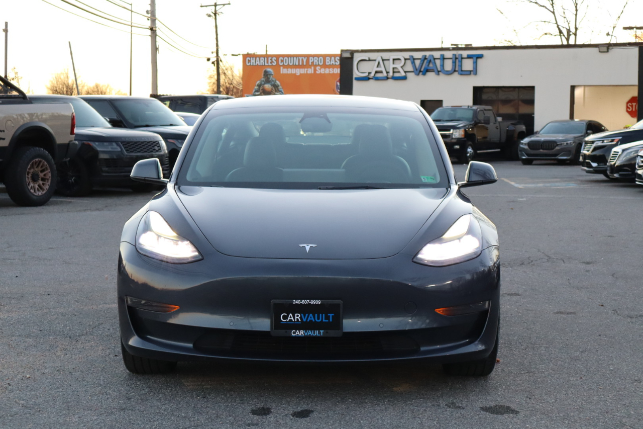 2022 Tesla Model 3 Base