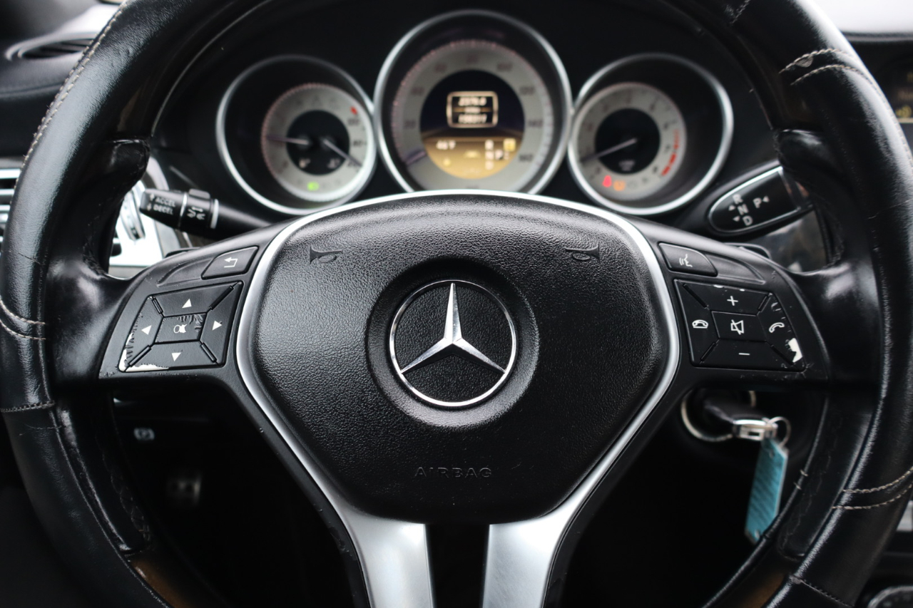 Mercedes-Benz CLS-Class  2012