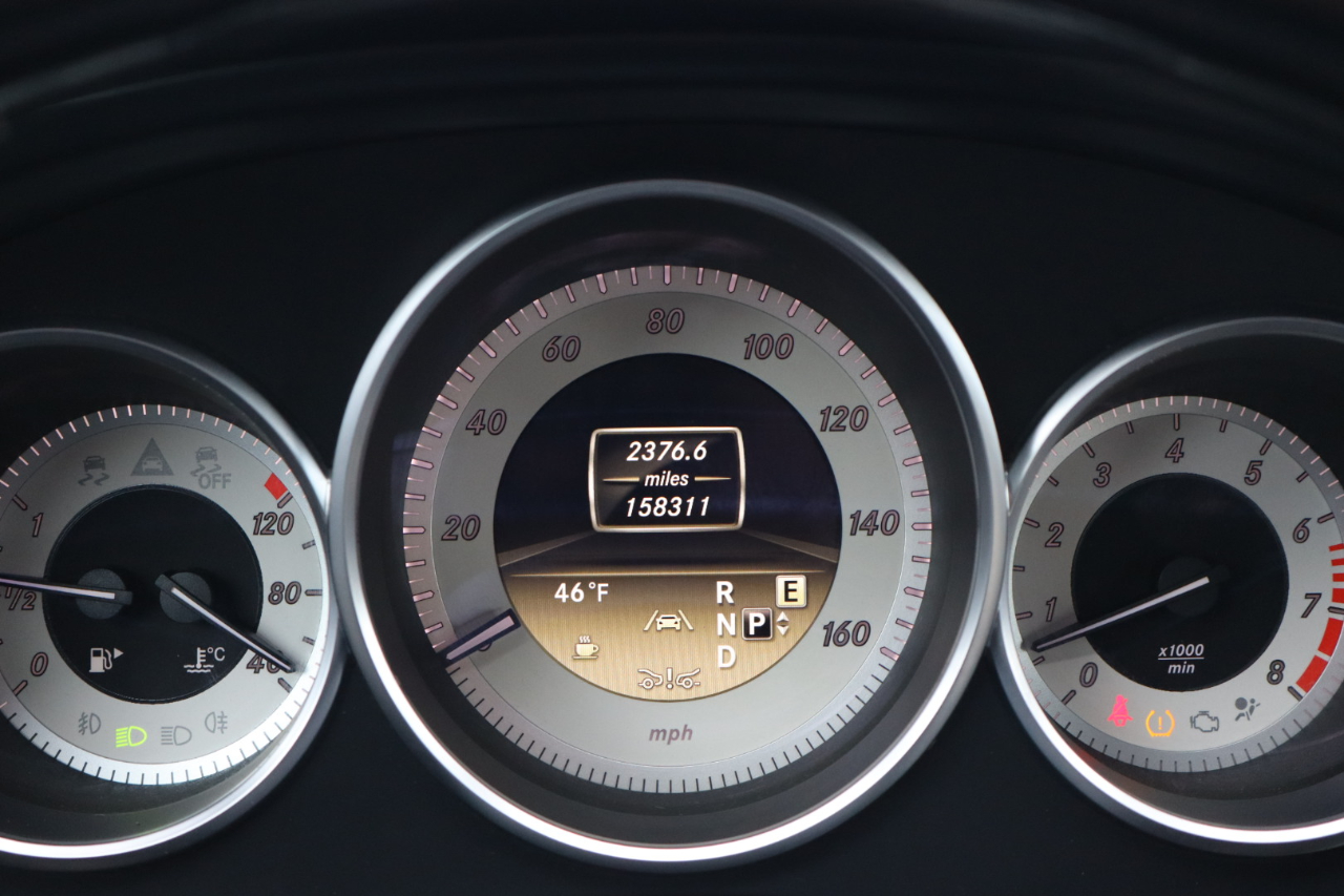 Mercedes-Benz CLS-Class  2012