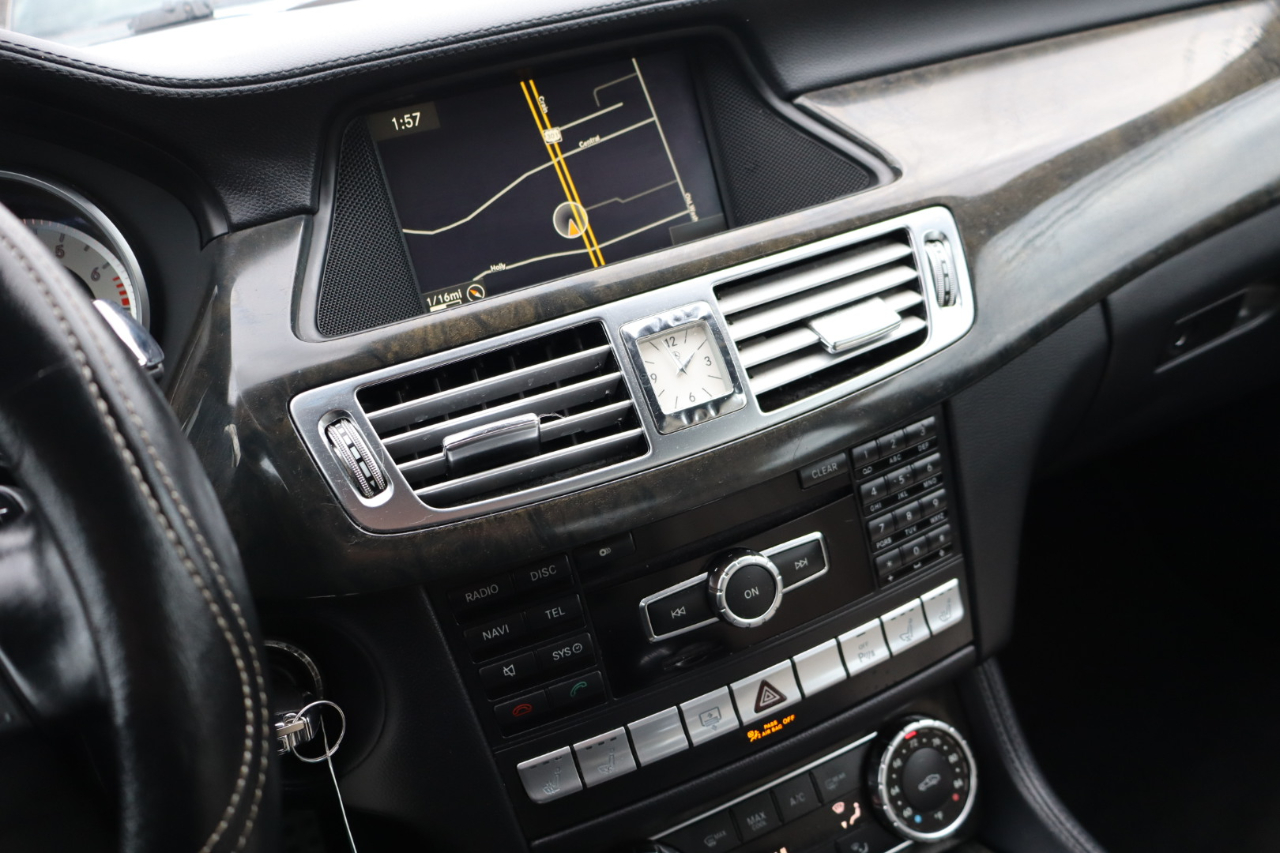 Mercedes-Benz CLS-Class  2012