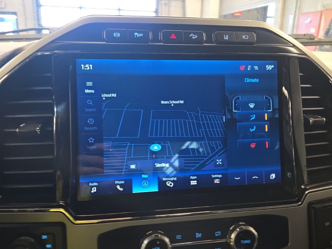 Ford F-350 SD Lariat Crew Cab Long Bed 4WD 2022