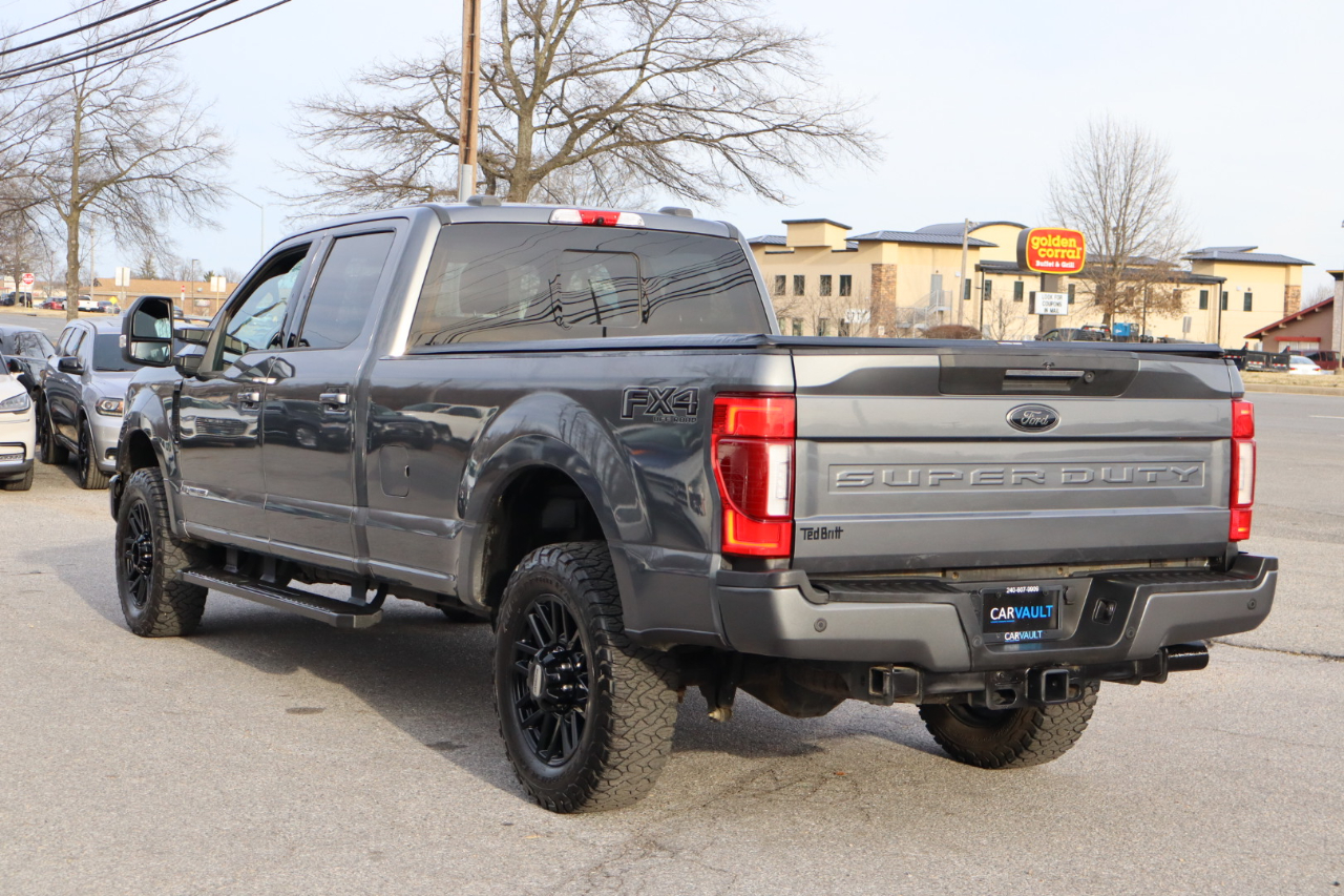 Ford F-350 SD Lariat Crew Cab Long Bed 4WD 2022