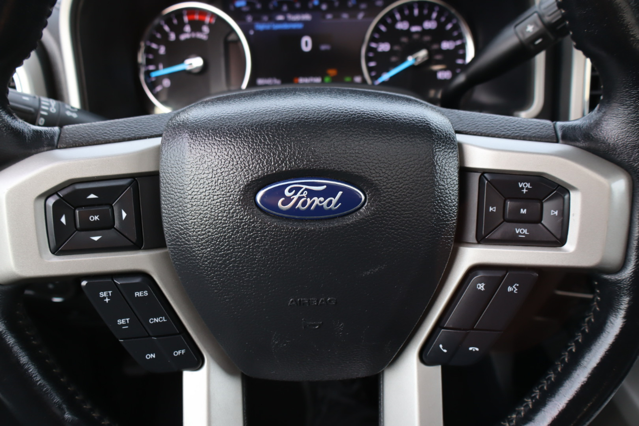 Ford F-350 SD Lariat Crew Cab Long Bed 4WD 2022