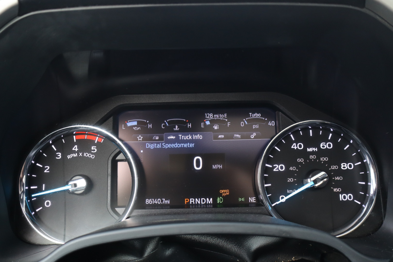 Ford F-350 SD Lariat Crew Cab Long Bed 4WD 2022