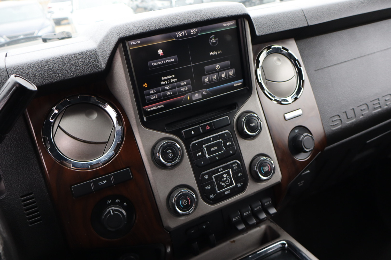 Ford F-450 SD Lariat Crew Cab DRW 4WD 2014