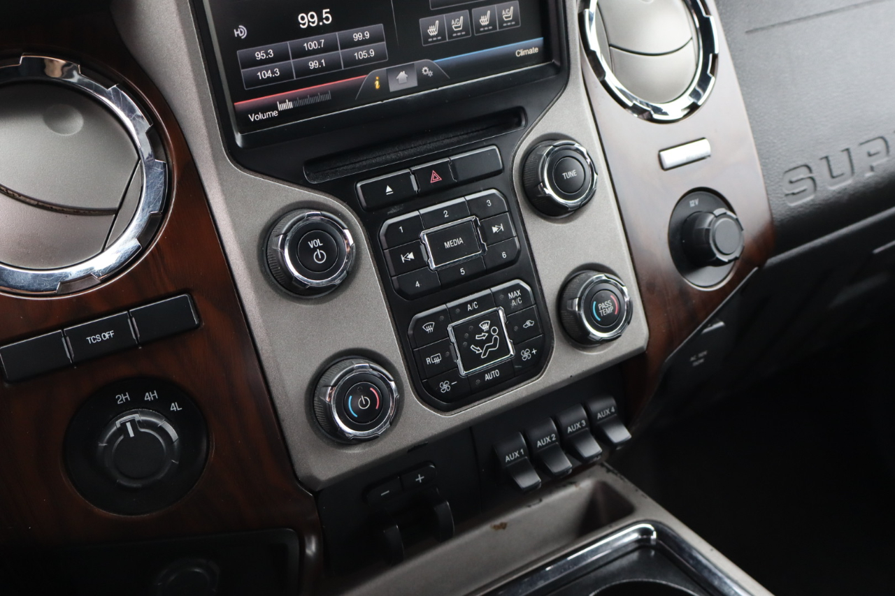 Ford F-450 SD Lariat Crew Cab DRW 4WD 2014