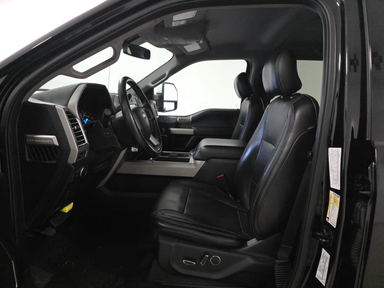 Ford F-450 SD Lariat Crew Cab DRW 4WD 2017