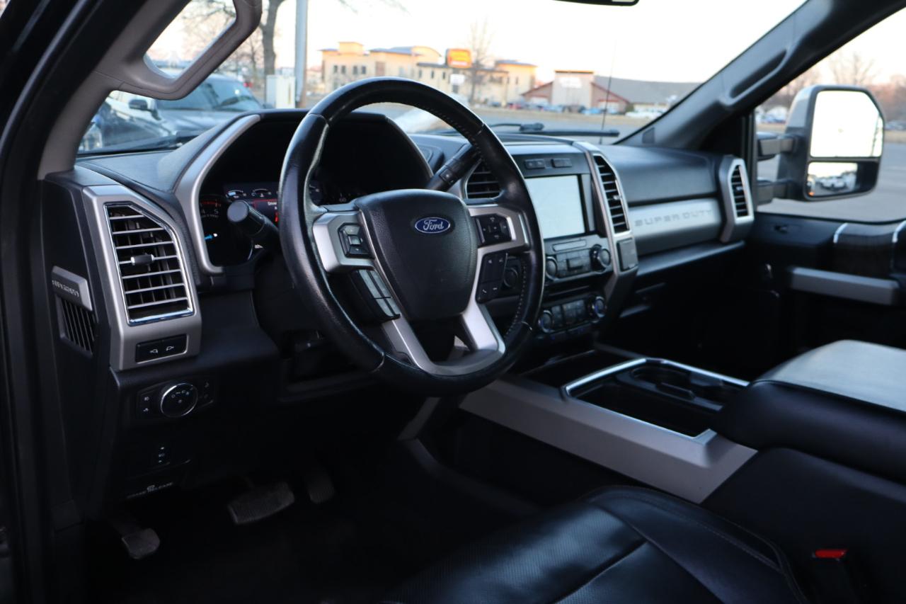 Ford F-450 SD Lariat Crew Cab DRW 4WD 2017