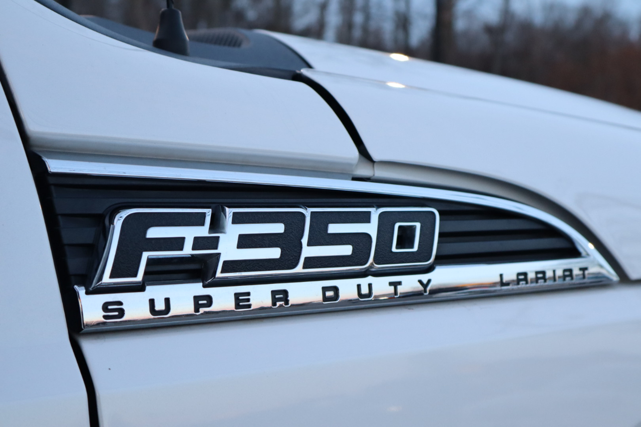 Ford F-350 SD Lariat Crew Cab 4WD 2016