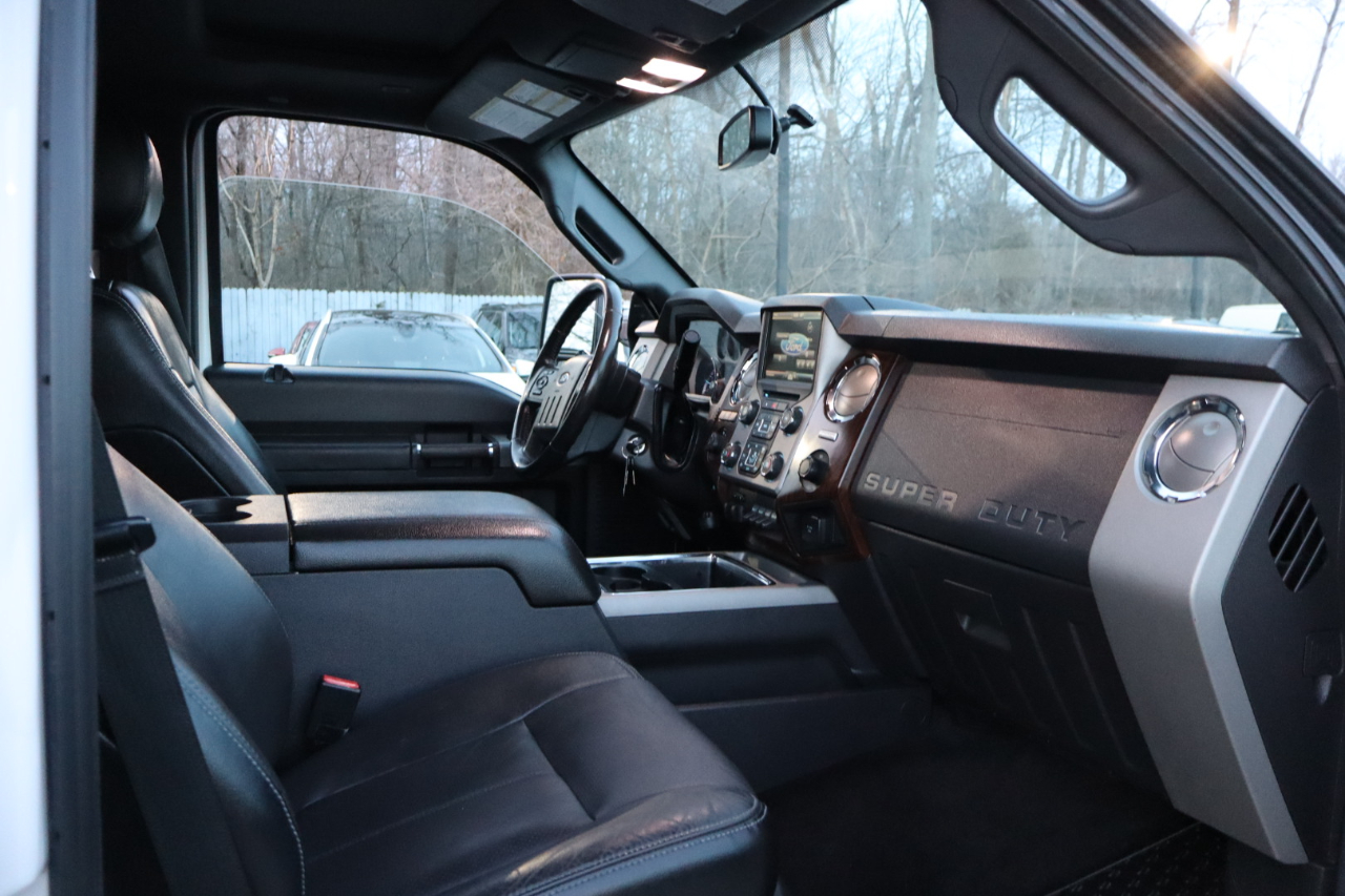 Ford F-350 SD Lariat Crew Cab 4WD 2016