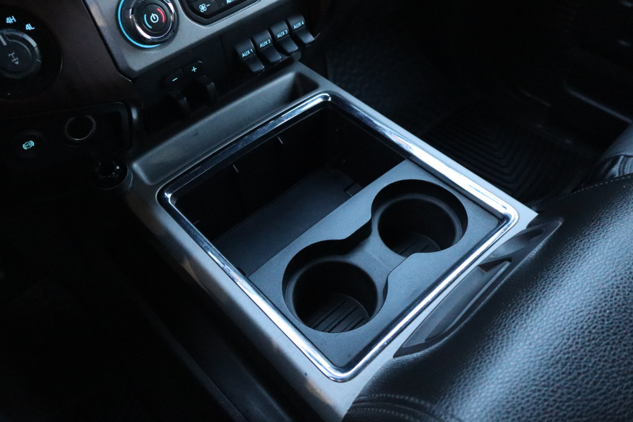 Ford F-350 SD Lariat Crew Cab 4WD 2016