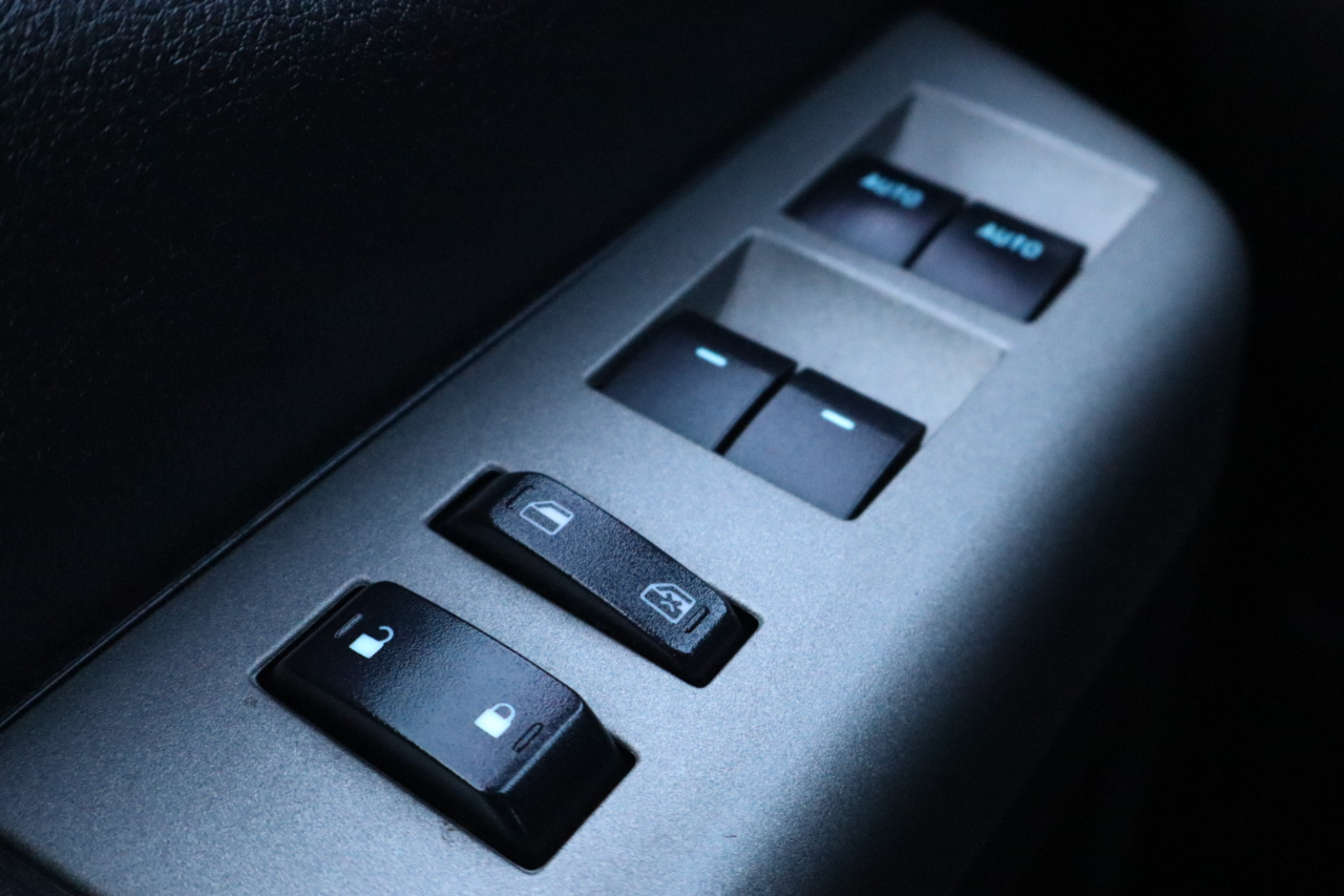 Ford F-350 SD Lariat Crew Cab 4WD 2016