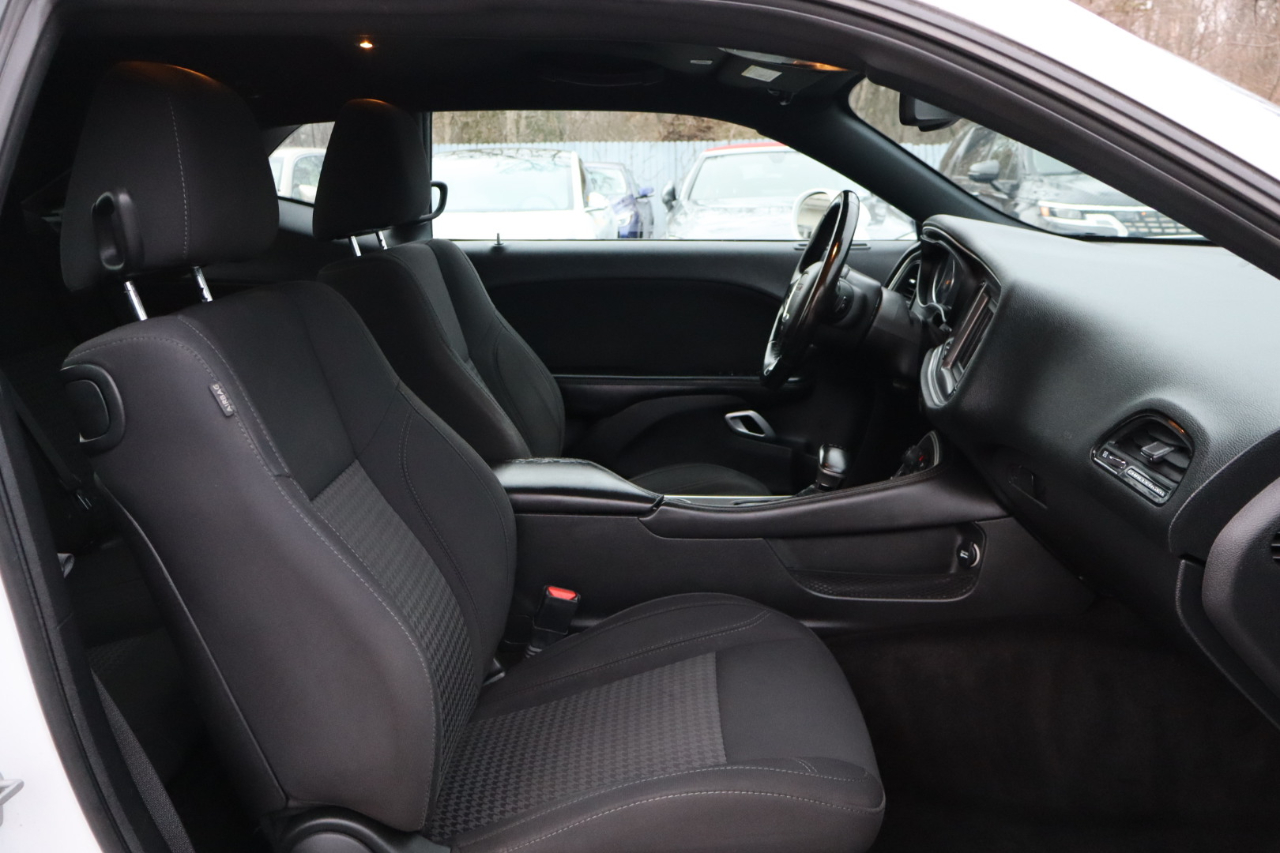 Dodge Challenger SXT 2019