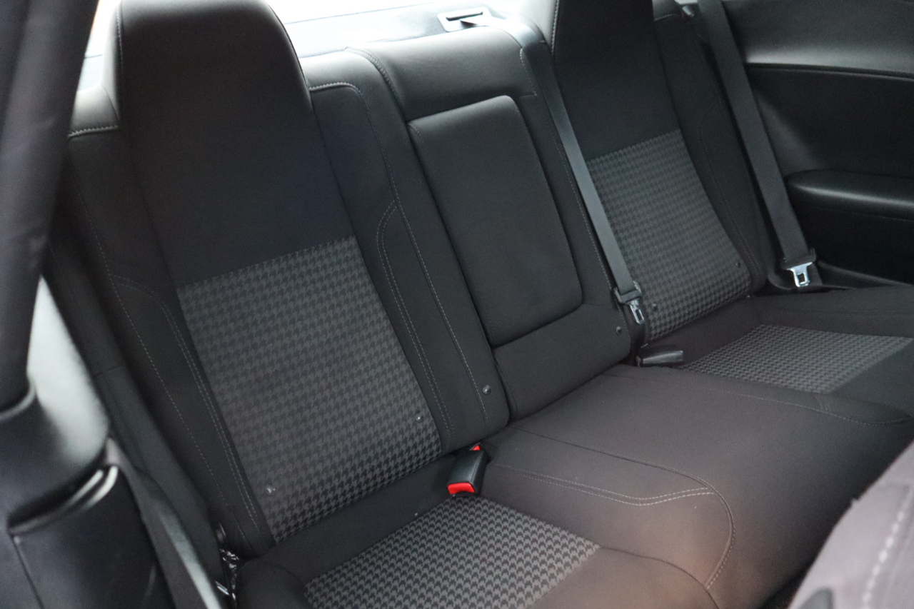 Dodge Challenger SXT 2019