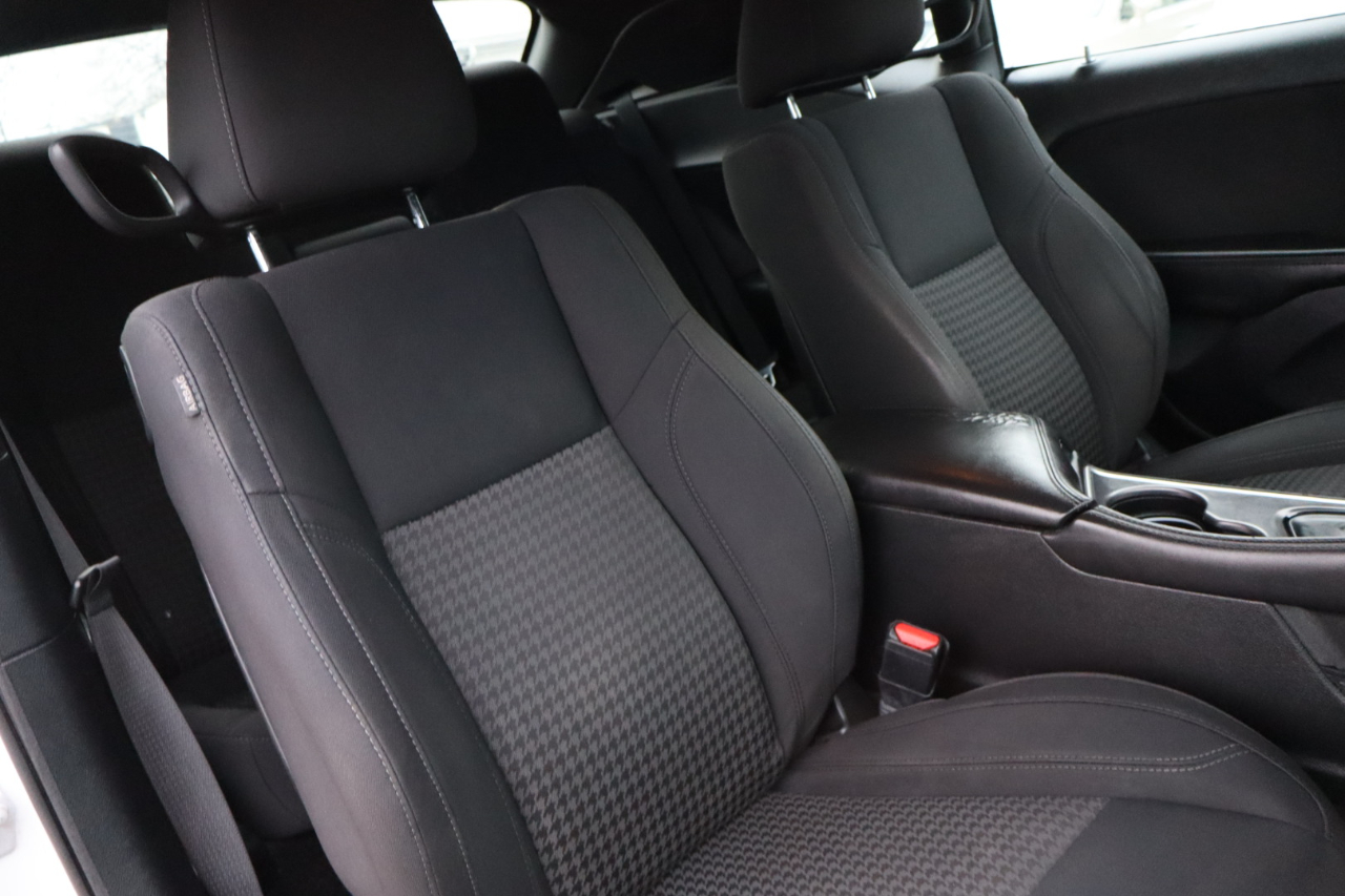 Dodge Challenger SXT 2019