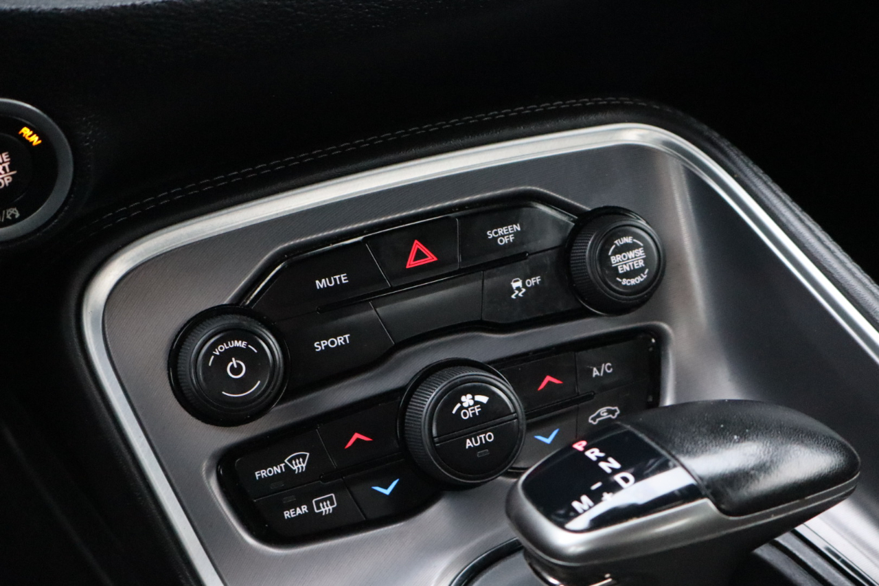 Dodge Challenger SXT 2019