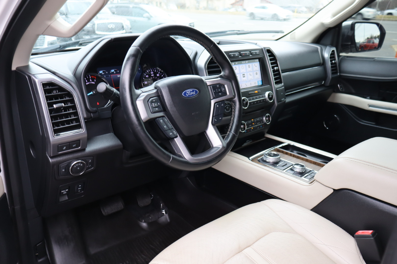 Ford Expedition 4WD 4dr Platinum 2018