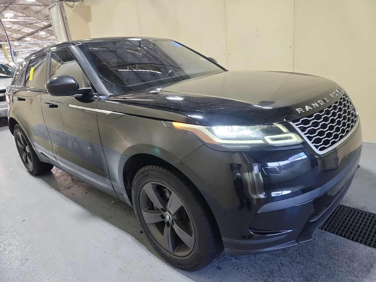 Land Rover Range Rover Velar  2018