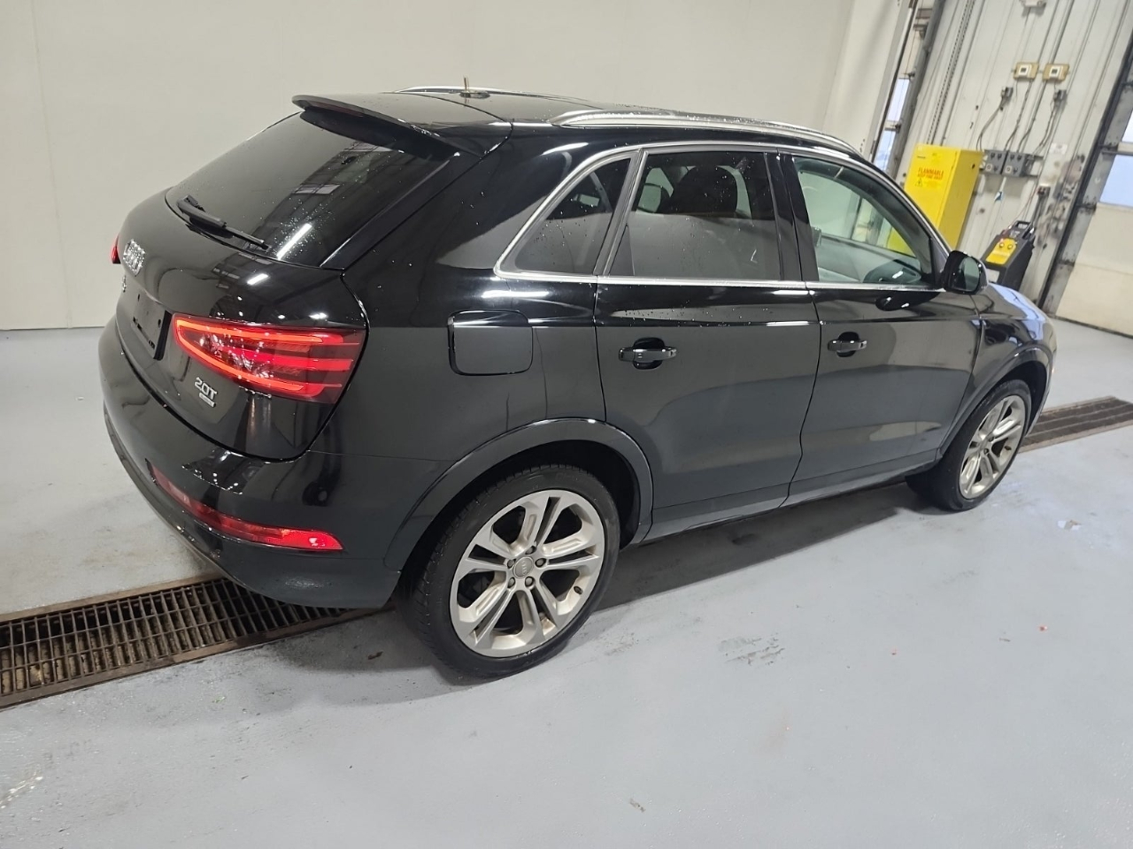 Audi Q3 2.0 TFSI Prestige quattro AWD 2015