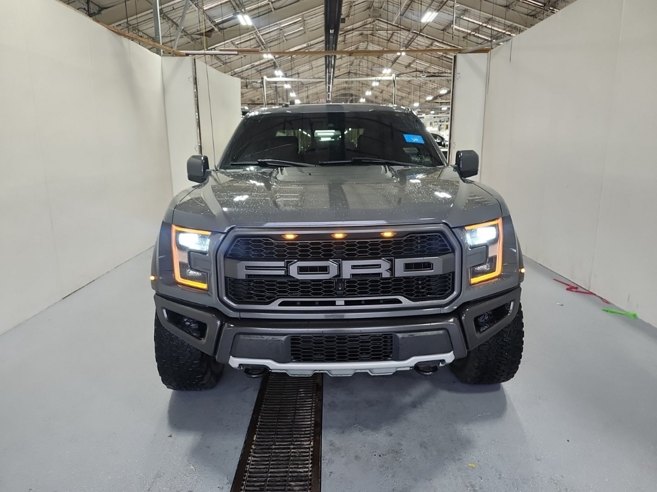 Ford F-150 Raptor SuperCrew 4WD 2018