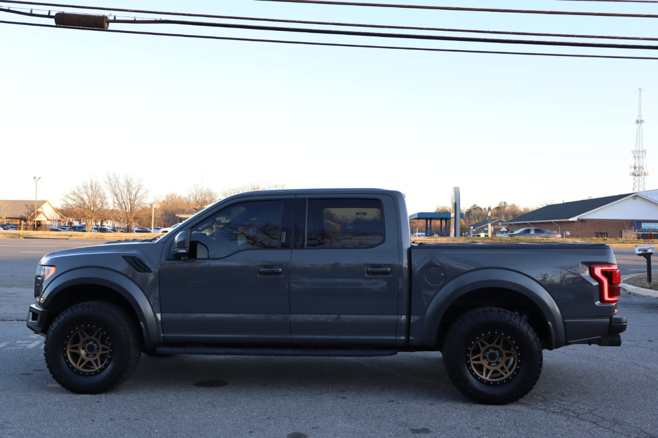 Ford F-150 Raptor SuperCrew 4WD 2018