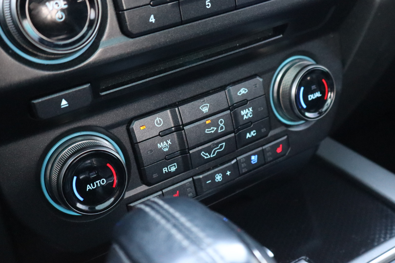 Ford F-150 Raptor SuperCrew 4WD 2018