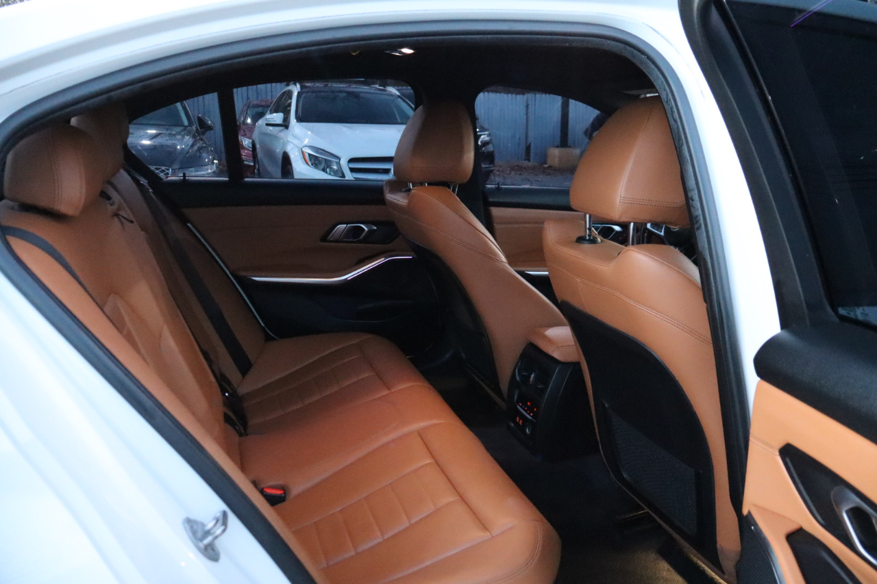 BMW 3-Series 330i xDrive 2019