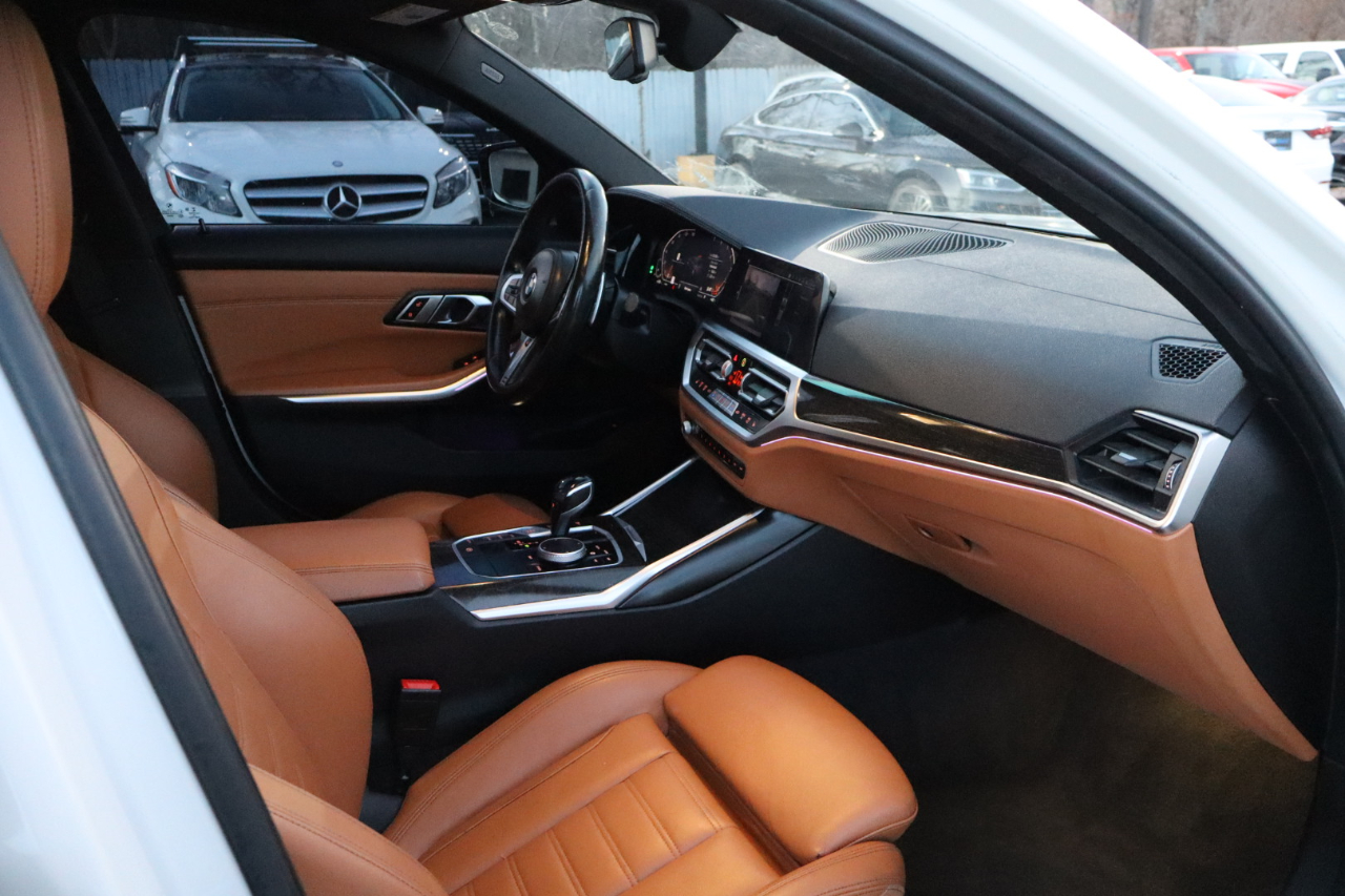 BMW 3-Series 330i xDrive 2019