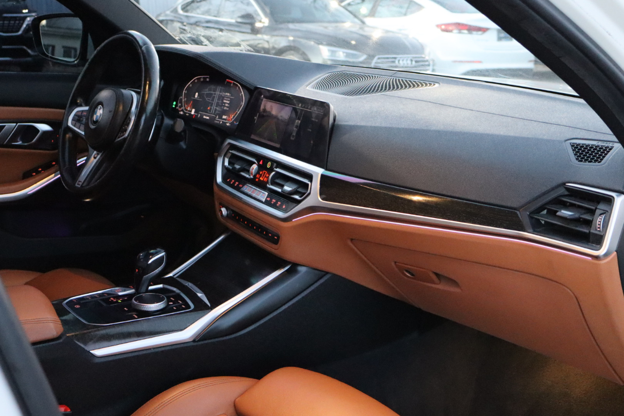 BMW 3-Series 330i xDrive 2019