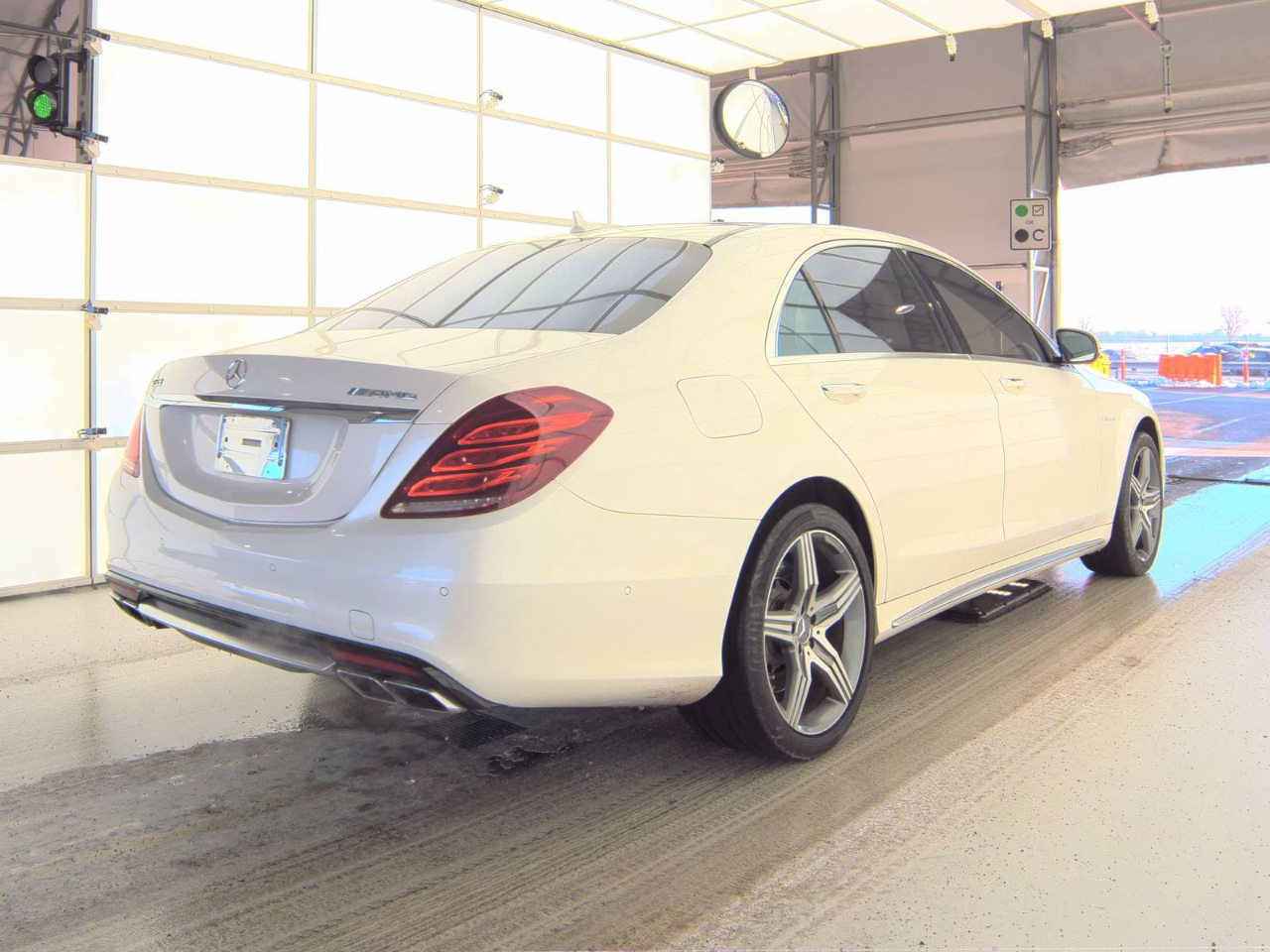 Mercedes-Benz S-Class 4dr Sdn S 63 AMG 4MATIC 2015